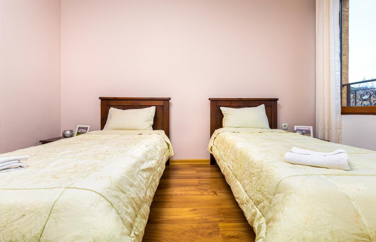 The Walnut 2Bd Apartment بلوفديف المظهر الخارجي الصورة
