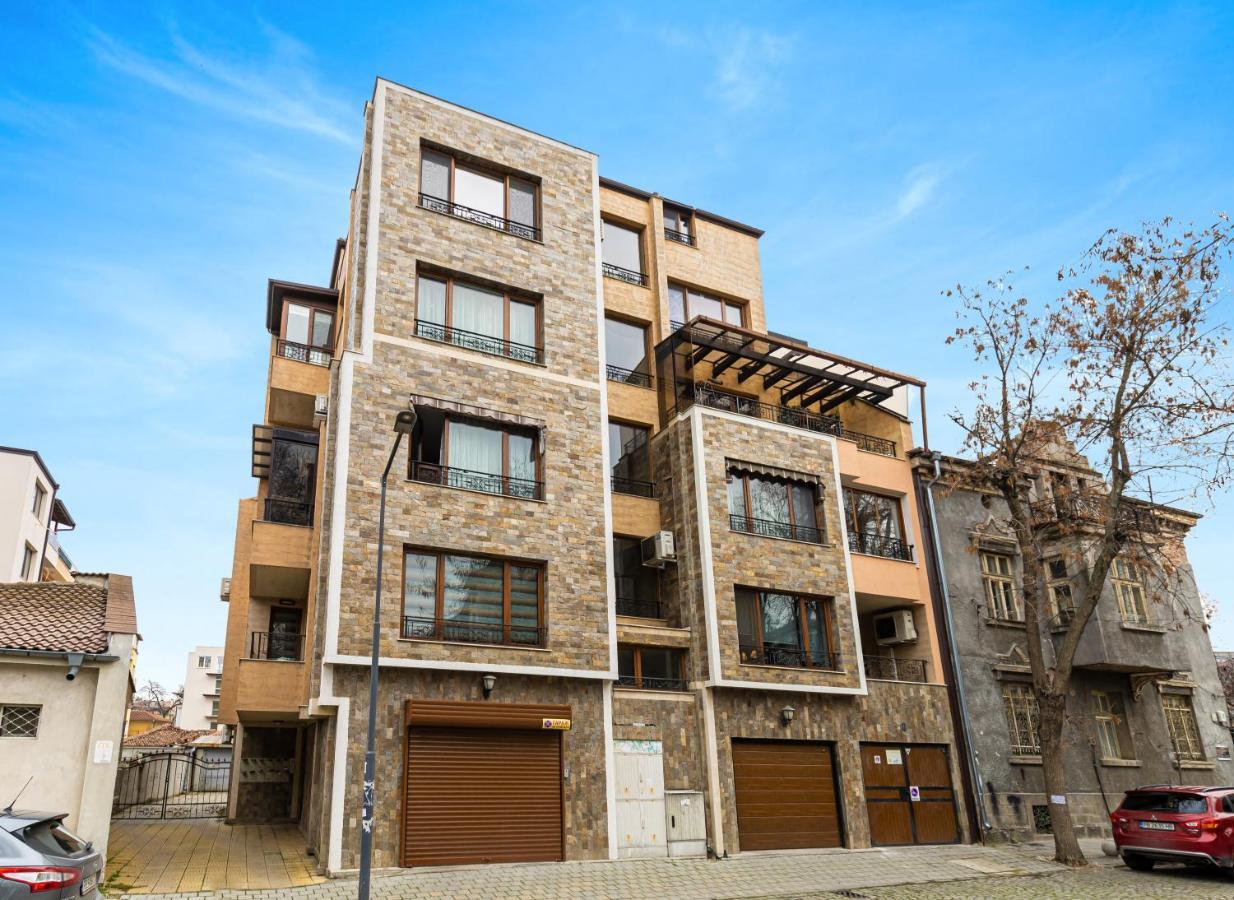 The Walnut 2Bd Apartment بلوفديف المظهر الخارجي الصورة